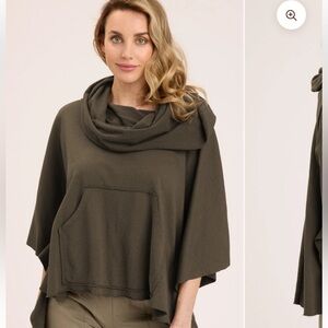 XCVI wearables green paige poncho nwt small